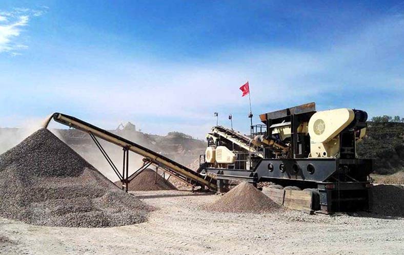 200-350t/h Mobile Crusher Plant For Quarry in South Africa